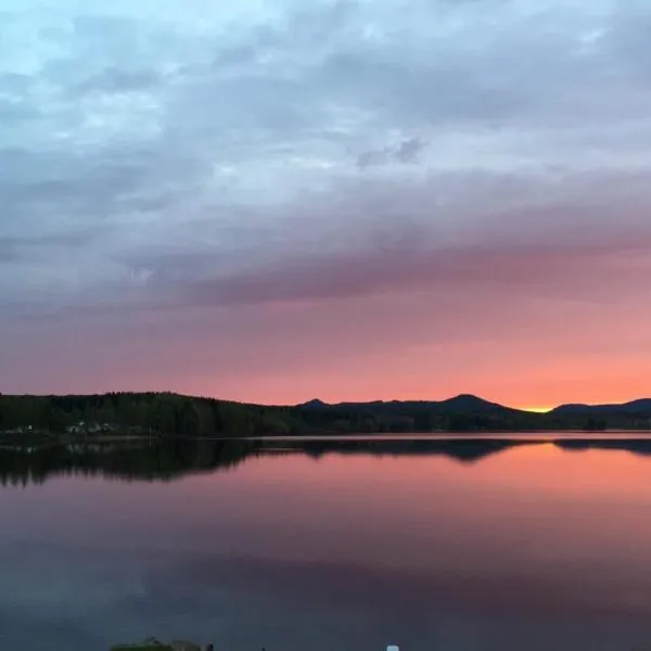 Delsbo Camping, hotel di Bjuråker