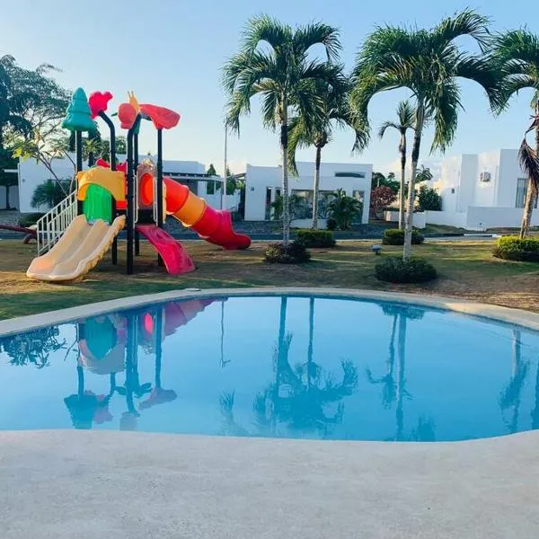 Enjoy a beautiful beach house in Panamá, hotell sihtkohas Río Hato