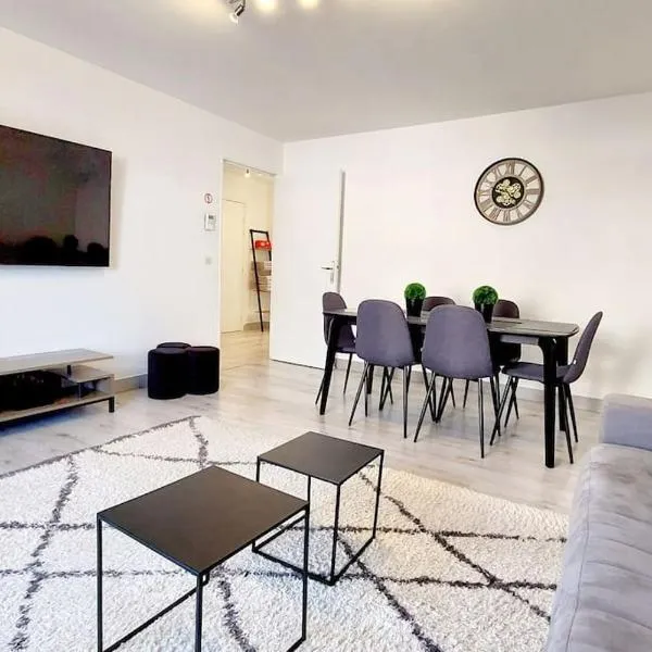 Cosy Home 2, Cergy Le Haut, 6 personnes, 3 min gare, 30 min Paris, parking privé, hôtel à Cergy