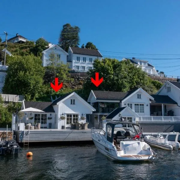 Luxurious Boathouse with Private Dock in the Best Location in Arendal, hotel in Arendal