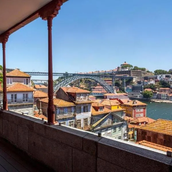 Hotel Carris Porto Ribeira: Leça da Palmeira şehrinde bir otel