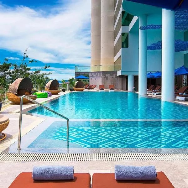 Le Meridien Kota Kinabalu, hotel em Likas