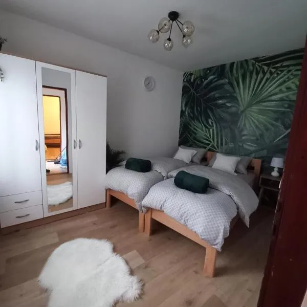 Apartman 2023, hotel din Bečej