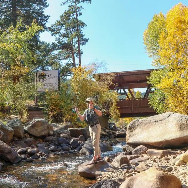 Castle Mountain Lodge, hotel di Estes Park