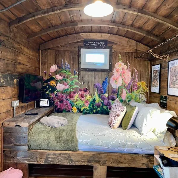 Skipbridge Farm Glamping, отель в Йорке