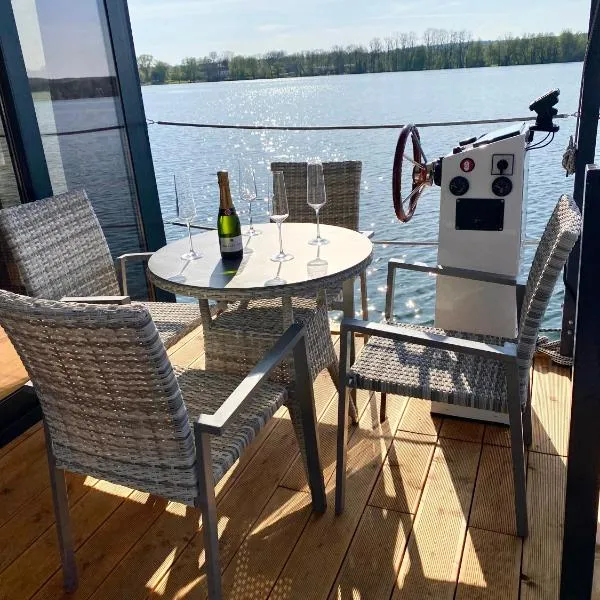 TRAUMZEITBOOT auf dem Scharmützelsee Bad Saarow, hotel en Bad Saarow