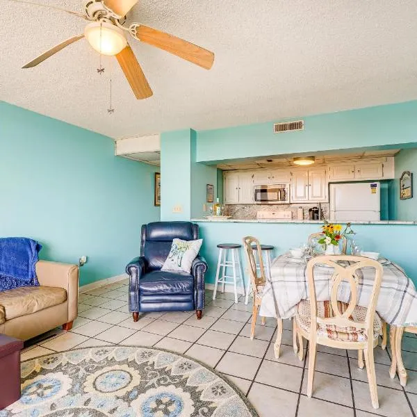 Bright Carolina Beach Condo Public Beach On-Site、カロライナビーチのホテル