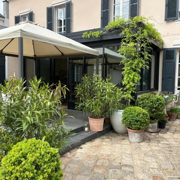 Le Jardin Cathedrale, hotel em Chartres