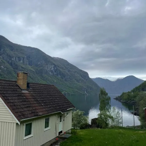 Aurland Feriehus, hotel v mestu Aurland