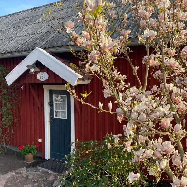 Fogdarps B&B -Eget gästhus-: Ängelholm şehrinde bir otel