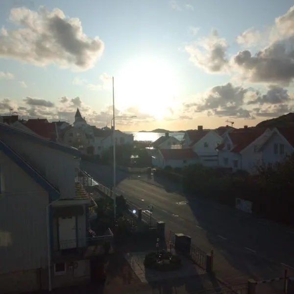 West coast villa with sea view, hotel v destinácii Skärhamn