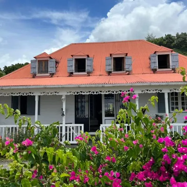 Habitation La Reine du Camp Chambres d'Hôtes โรงแรมในGourbeyre