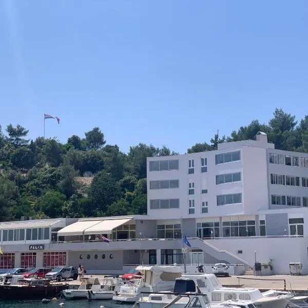 Hotel Tolero, hotel v destinácii Gradac