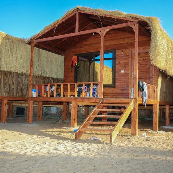 Relax Beach Camp, hotel a Nuweiba‘ el Muzeinah