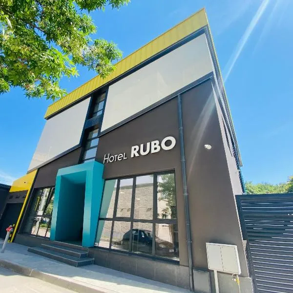 RUBO Hotel, viešbutis mieste Šumenas