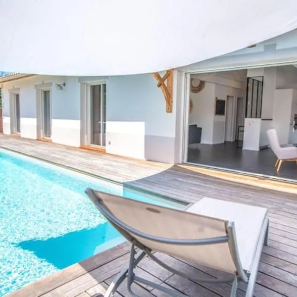 La villa Sirelis piscine et spa, hotel i Arcachon