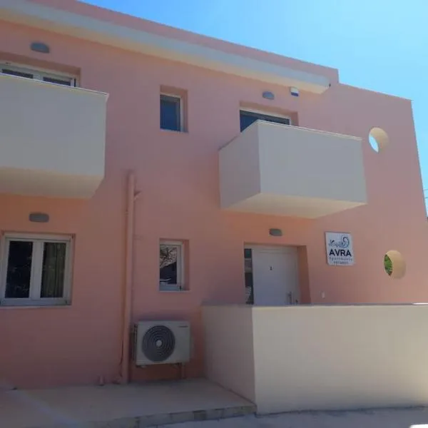 AVRA-2 Apartments Potamos CORFU، فندق في Potamós