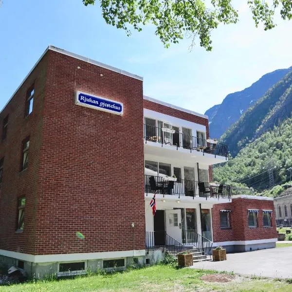 Rjukan Gjestehus، فندق في ريوكان