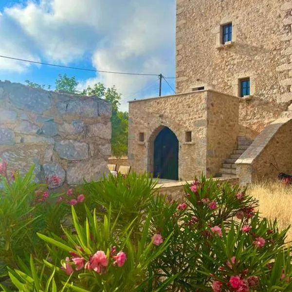 Kardiani Traditional Tower House in Mani, hótel í Áno Gardhenítsa