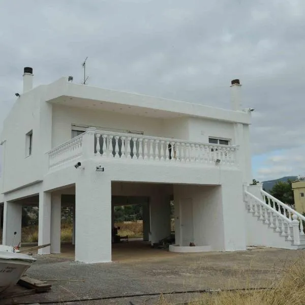 Family Sea Summer House at Eretria, hotel di Eretria