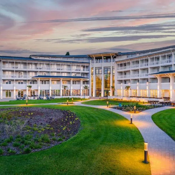 Mövenpick Balaland Resort Lake Balaton, hotel a Szántód