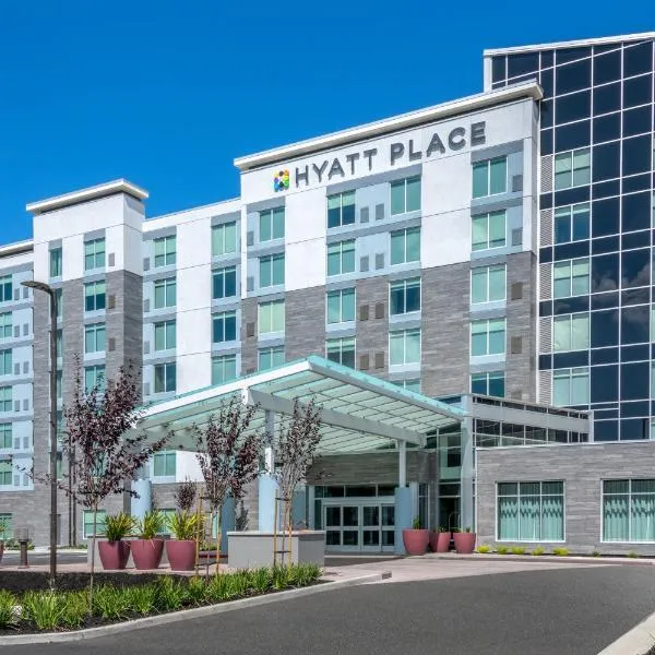 Hyatt Place San Jose Airport، فندق في سان خوسيه