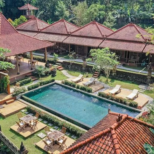 Rumah Dharma 2 Riverside, hotell i Borobudur