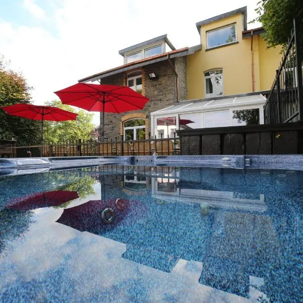 Dolce Villa Pool and Wellness, ξενοδοχείο σε Francorchamps