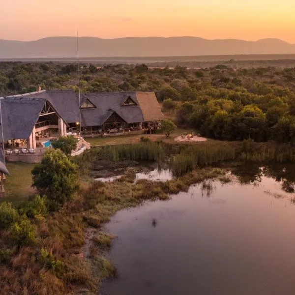 Kingfisher Villa in Mabula Game Reserve, хотел в Mabula