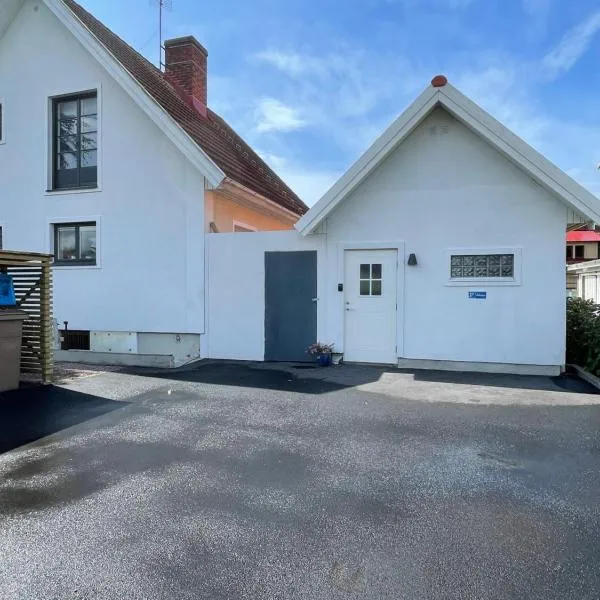 Kaptenhuset Skrea strand, hotel u gradu 'Falkenberg'