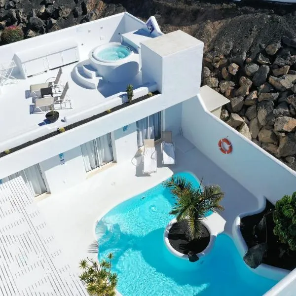 Villas Veaco Bahiazul with private pool, viešbutis mieste Corralejo