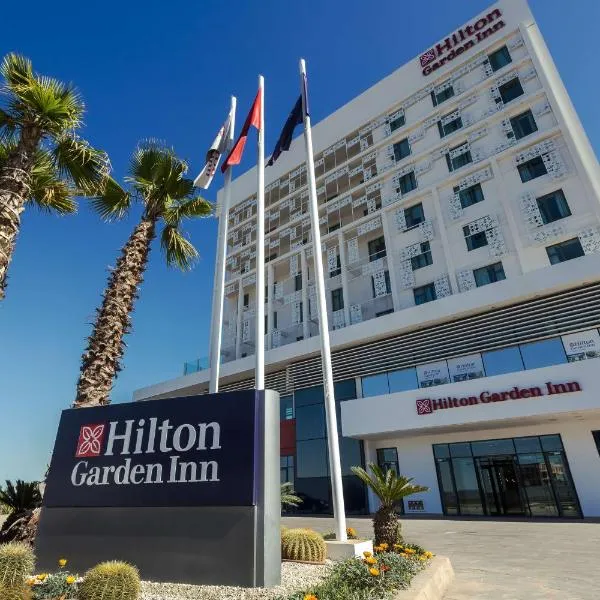 Hilton Garden Inn Casablanca Sud: Bouskoura şehrinde bir otel