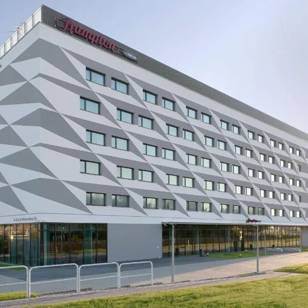 Hampton by Hilton Krakow Airport, hotel Piekaryban