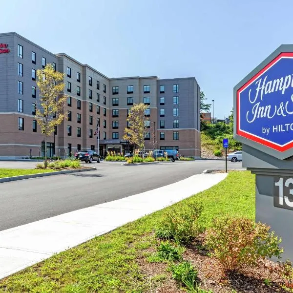 Hampton Inn & Suites Boston/Waltham, hotel v destinaci Waltham