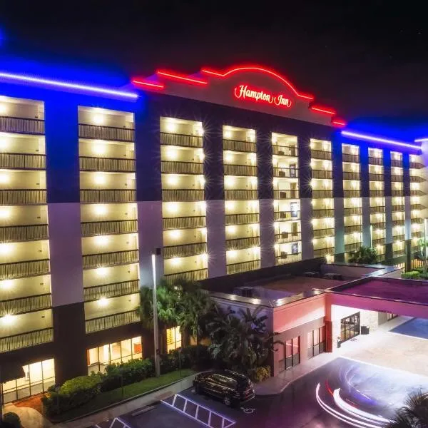 Hampton Inn Cocoa Beach, khách sạn ở Cocoa Beach