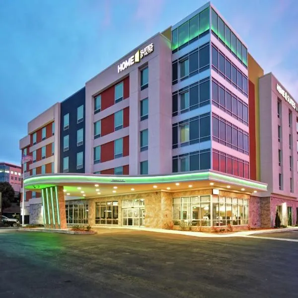 Home2 Suites By Hilton San Francisco Airport North โรงแรมในบริสเบน