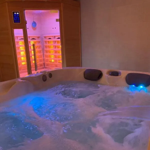 *Romance Jacuzzi* Appartement Spa pour les amoureux ou les solos, hotel u gradu Sarsel