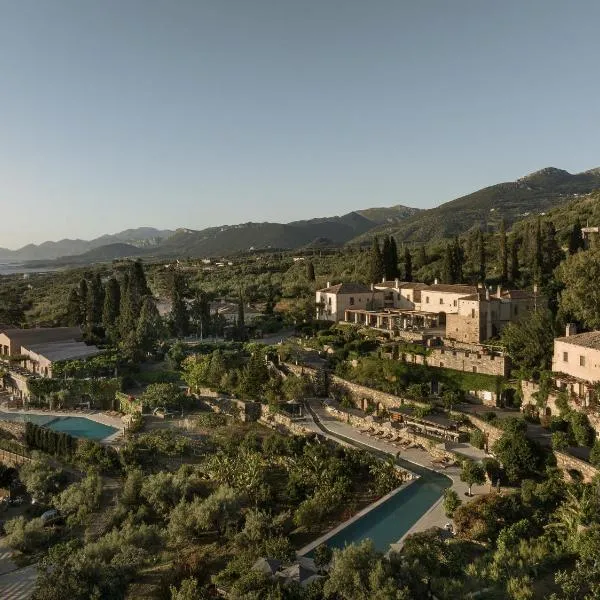 Kinsterna Hotel, hótel í Áyios Nikólaos