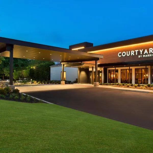 Courtyard by Marriott Lincroft Red Bank, hotell i Atlantic Highlands