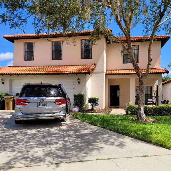 Luxry villa 6 miles from Disney, hotel en Orlando