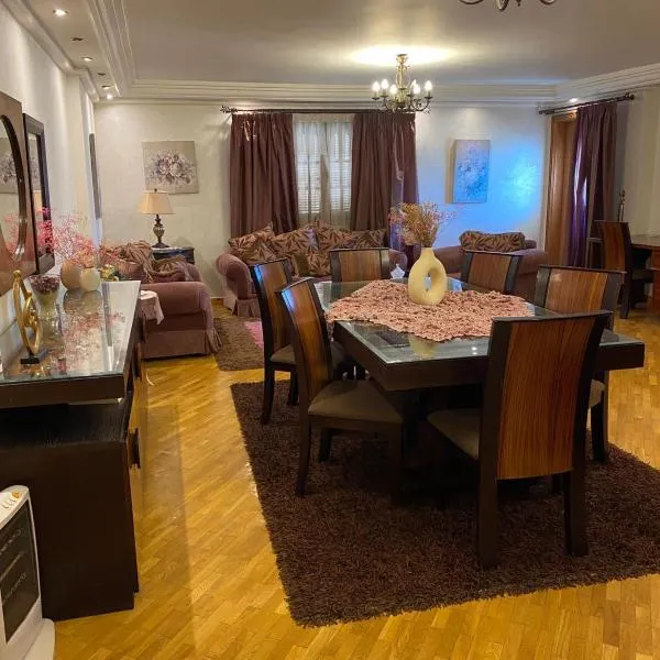 Viesnīca Luxury Apartment pilsētā Portsaīda