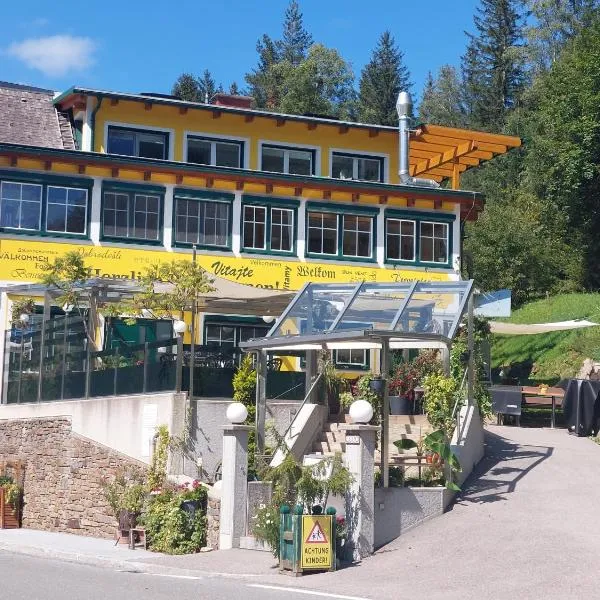 Gasthof Klug zum Ehrensepp, hotell sihtkohas Lederwinkel