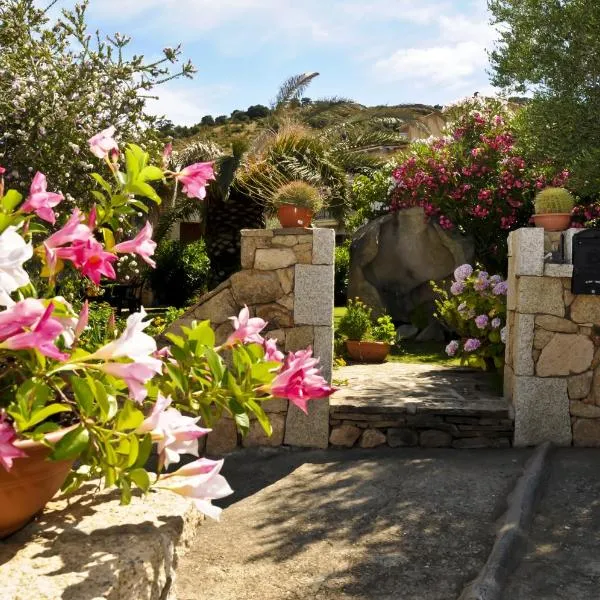 Bandi House, hotel en San Teodoro