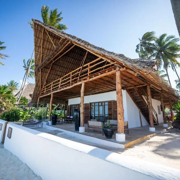 Beachfront Turtle House ZanzibarHouses, hotel em Kiwengwa