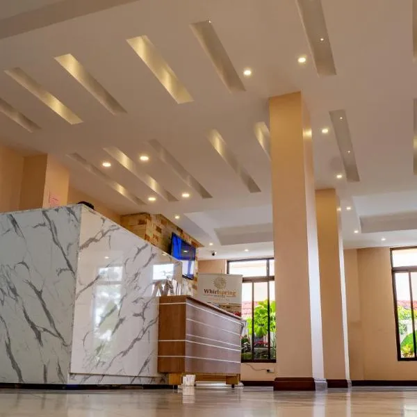 Whirlspring Hotel, hotel en Luanda