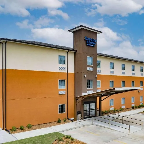 Days Inn & Suites by Wyndham Horn Lake - Memphis Graceland: Horn Lake şehrinde bir otel