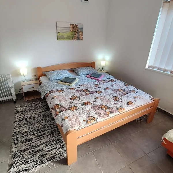 Apartman Ankica, готель у місті Ґолубац