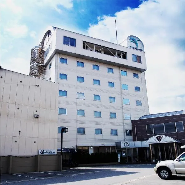 Takayama City Hotel Four Seasons, hotel in Fuyutō