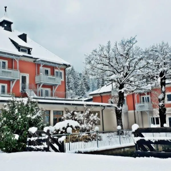 Strandhotel Burgstaller, hotel a Verditz