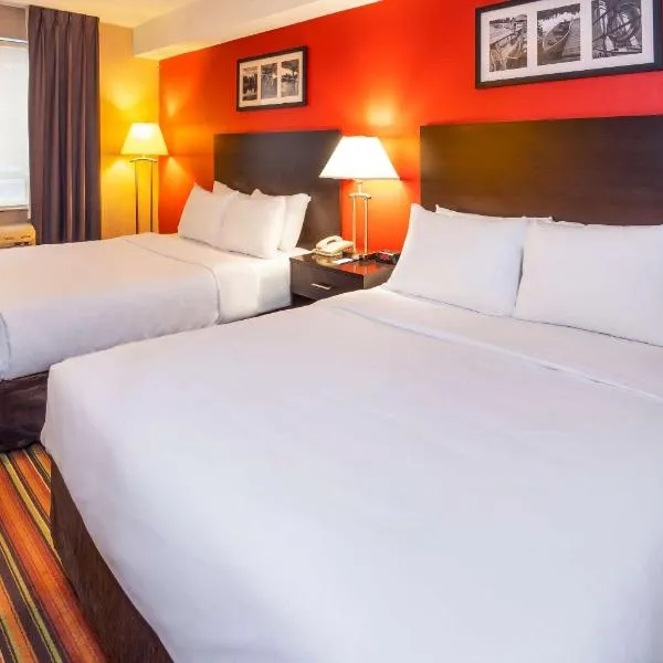 Comfort Hotel & Suites, hotel di Peterborough